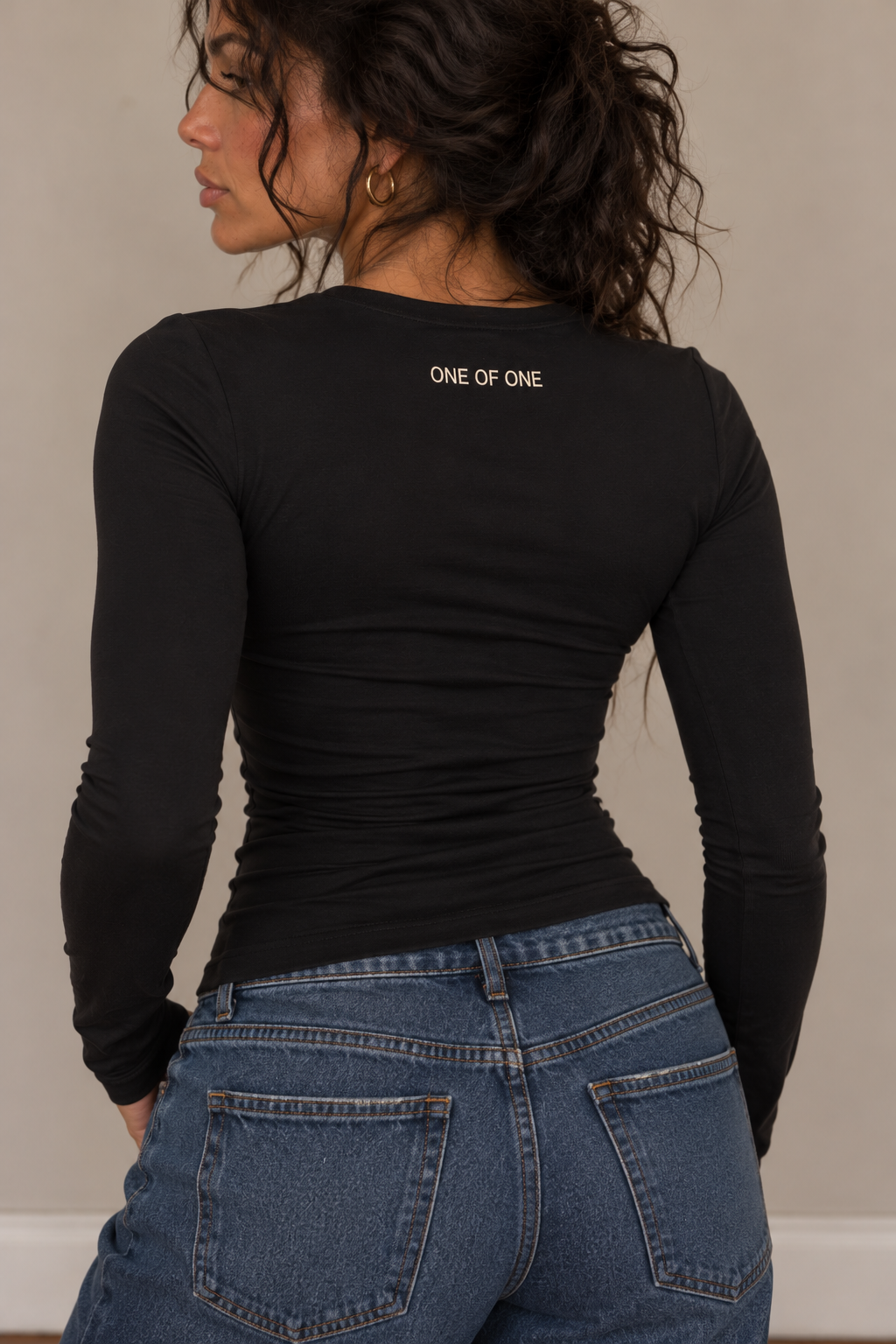 NO.1 Fitted Long Sleeve Top