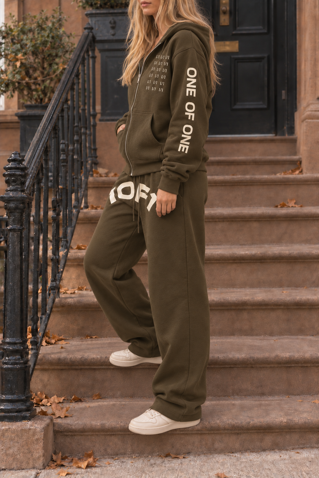 N.º 2 Conjunto de pantalón y sudadera con capucha para la calle